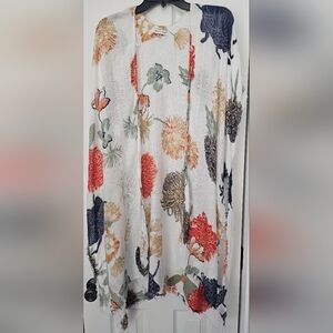 Woven Heart Floral Knit Wrap One Size
